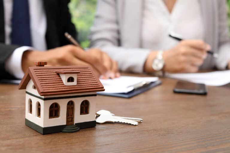 Haus überschreiben Geschwister nicht auszahlen – Faktencheck 2026: Pflichtteil, Nießbrauch, 10-Jahresfrist, Schenkung, Steuern & legale Möglichkeiten vollständig erklärt haus überschreiben geschwister nicht auszahlen